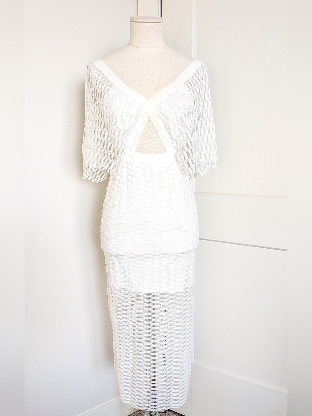 White Lattice Cut Out Midi Dress Mesh Netting Flutter Sleeve US 4